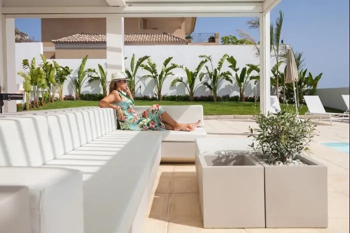 Dom wakacyjny Aqualuna Costa Adeje (Tenerife)